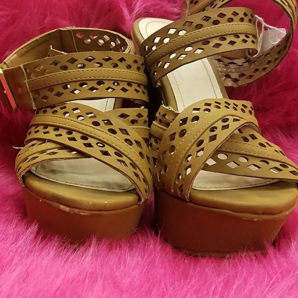 Wedges - Picture 2 of 3